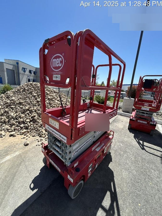 2020 MEC 1330SE Solid NM Tires, Steel Swing out Doors, LCS, Beacon, 900W Invertor