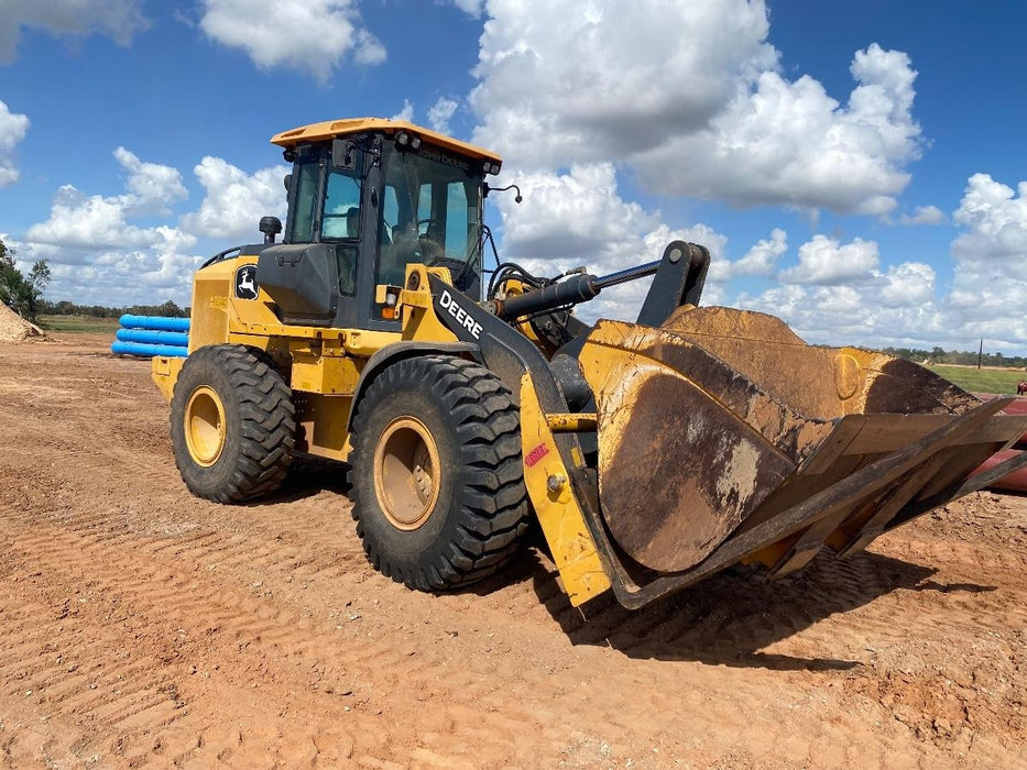2020 JOHN DEERE 96" Loader Fork Carriage - John Deere
