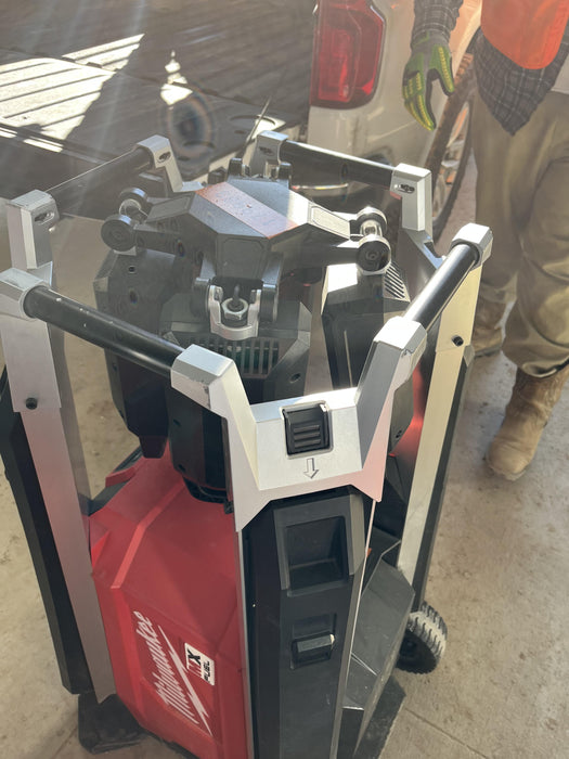 2021 MILWAUKEE MXF041-1XC