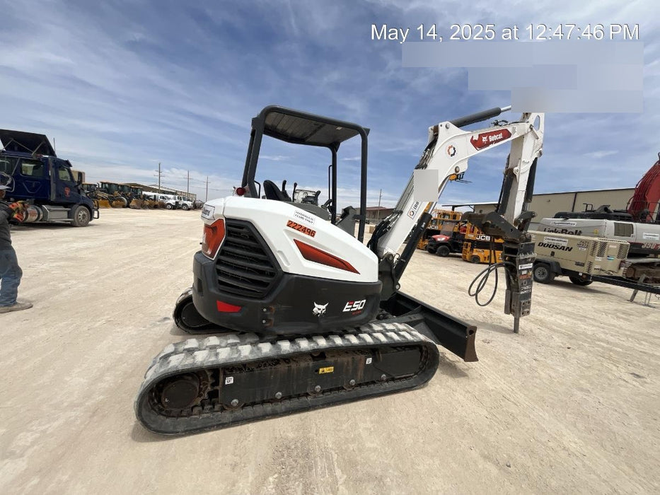 2022 BOBCAT E50
