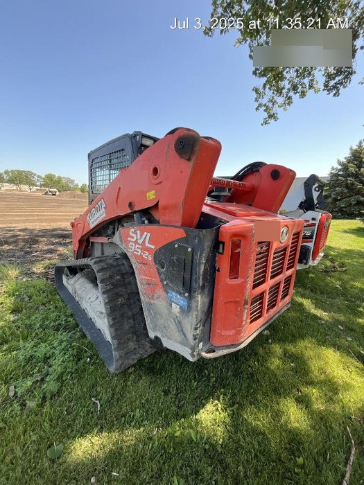 2019 Kubota SVL95-2S Cab/Heat/Air, Standard Tracks, Standard Flow w/Manual QC, 80" HD Bucket w/ Smooth Cutting Edge