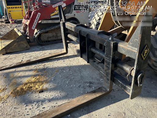 2022 PEMBERTON 72" Utility Forks