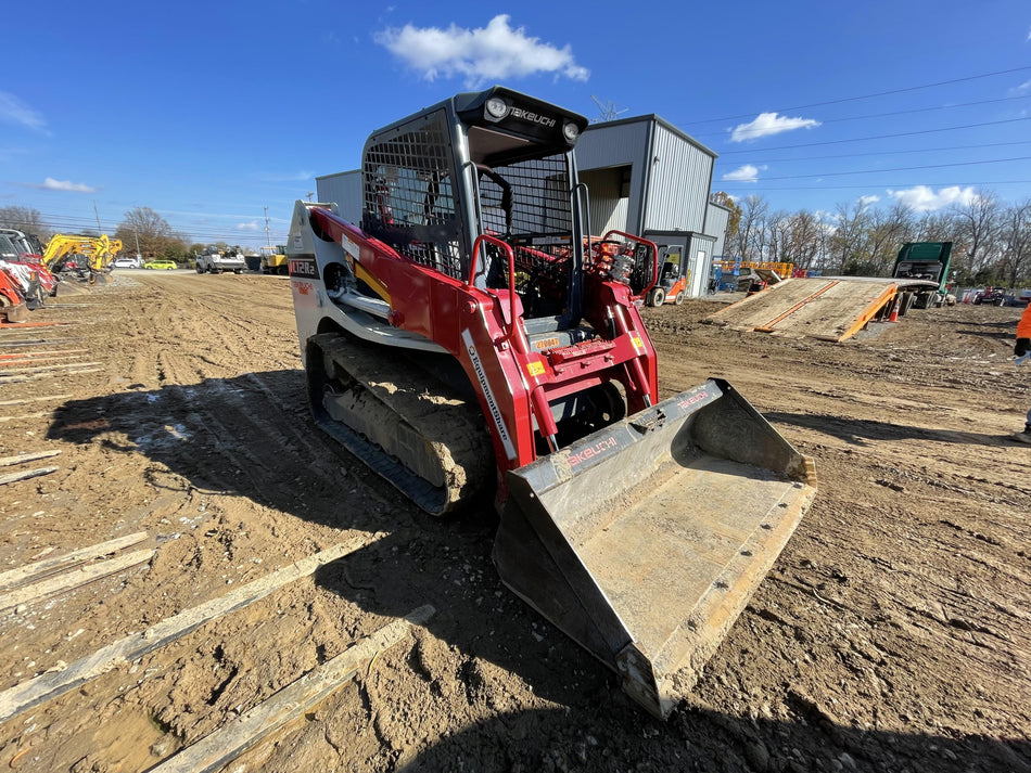 2022 TAKEUCHI TL12R2-R