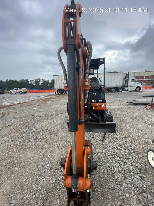 2022 HITACHI ZX26U-5N