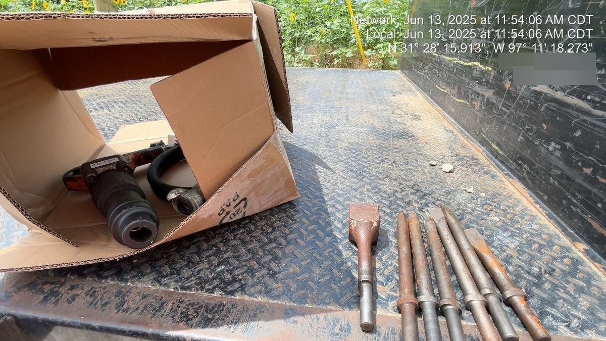 2019 MICHIGAN PNEUMATIC ES-CH3R-TRACKER