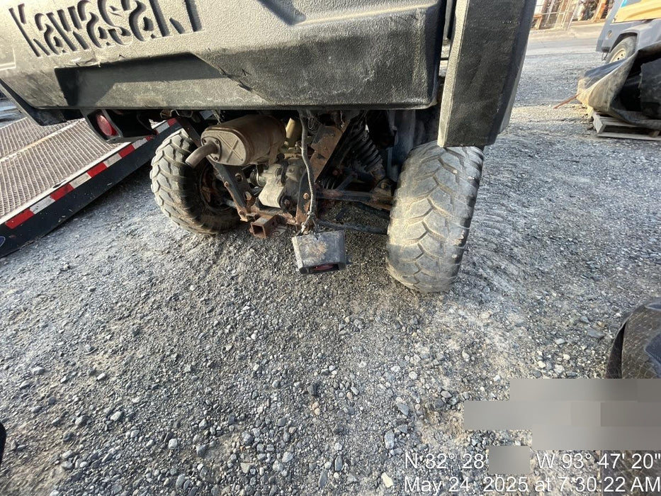 Kawasaki Mule PRO-DXT Standard Options, Backup Alarm, Beacon, Plastic Hard Top, Poly Windshield, Horn Kit