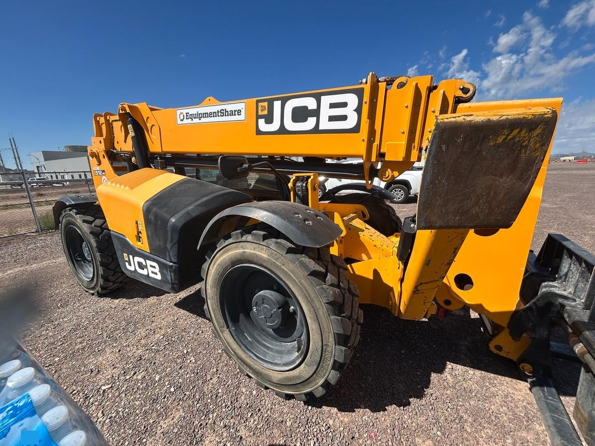 2022 JCB 512-56