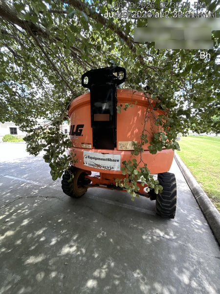 2019 JLG 400S
