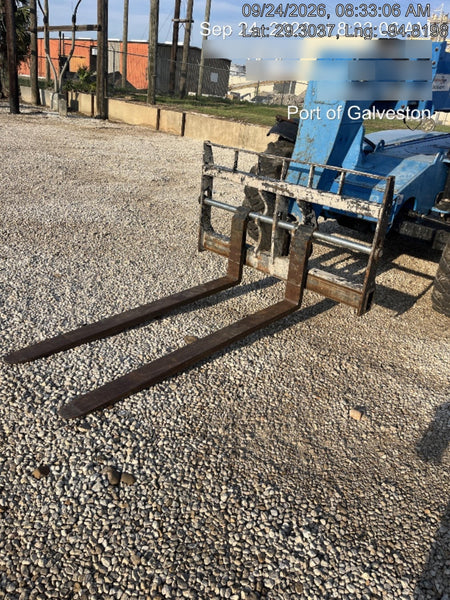2018 Genie GTH-636 Genie GTH-636 w/Open ROPS, Solid Tires, Work Light/Beacon, 48" Carriage and Forks