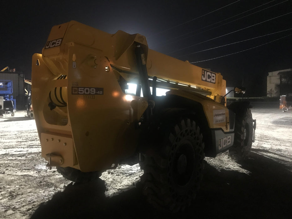 2020 JCB 509-42 Cab/Heat/Air, Solid Tires, Work Lights, Beacon, Aux Hydraulics, Back up Alarm, Lifting Eye, ES Decals