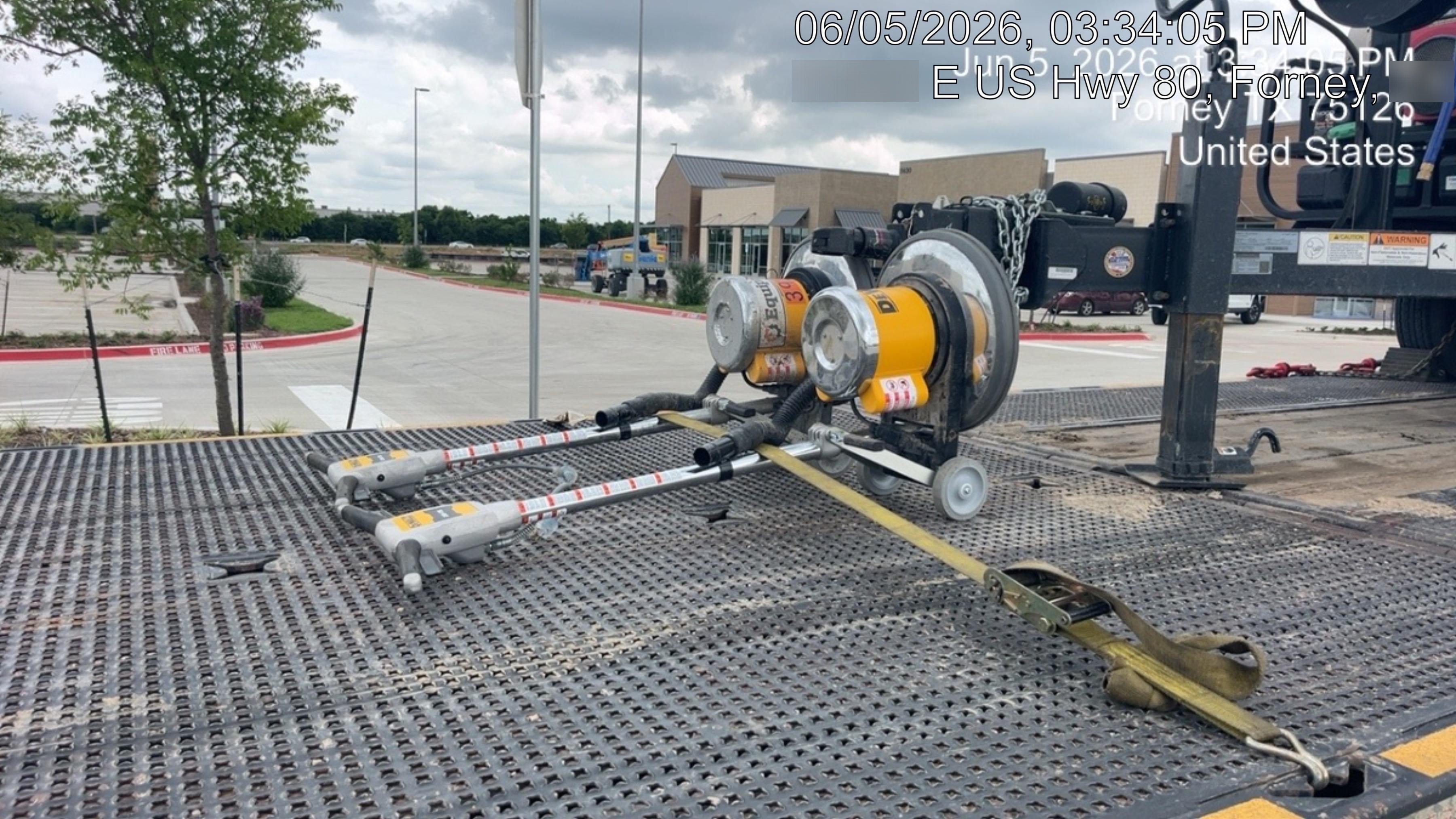 2024 DEWALT 216-RS