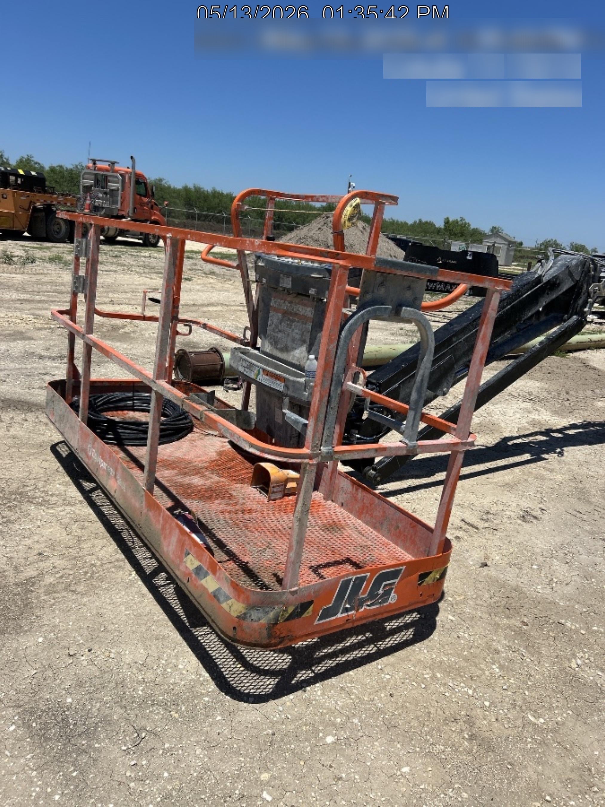 2025 JLG 660SJ
