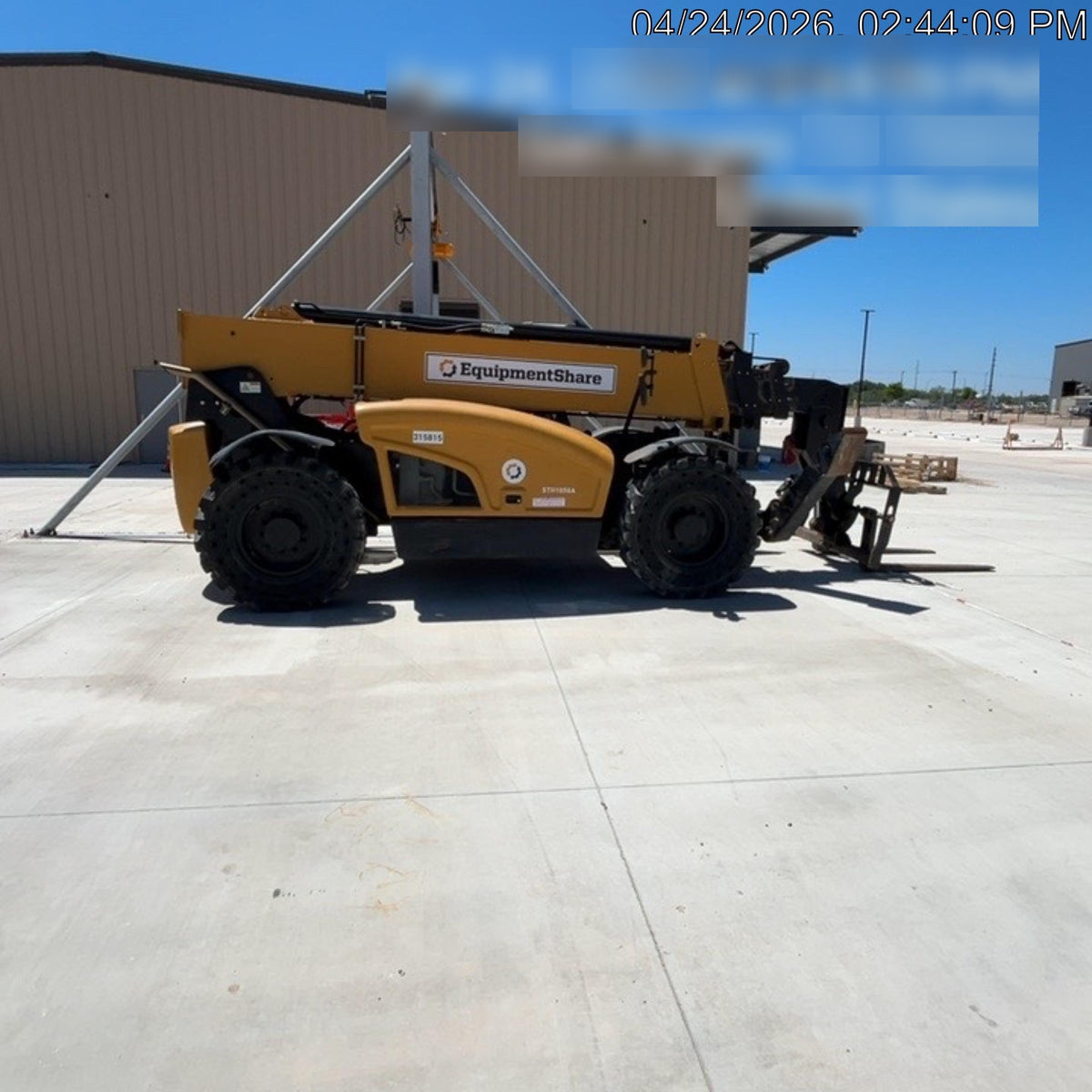 2023 SANY STH1056