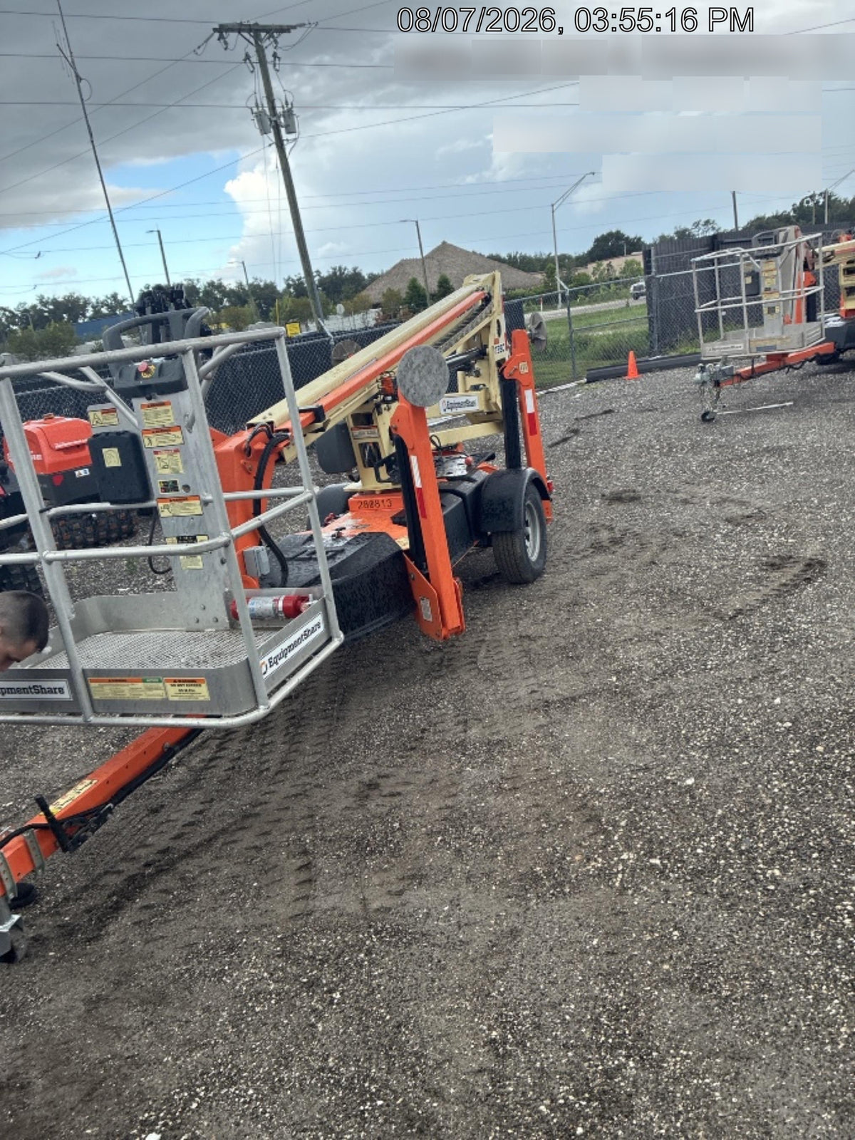 2022 JLG T350