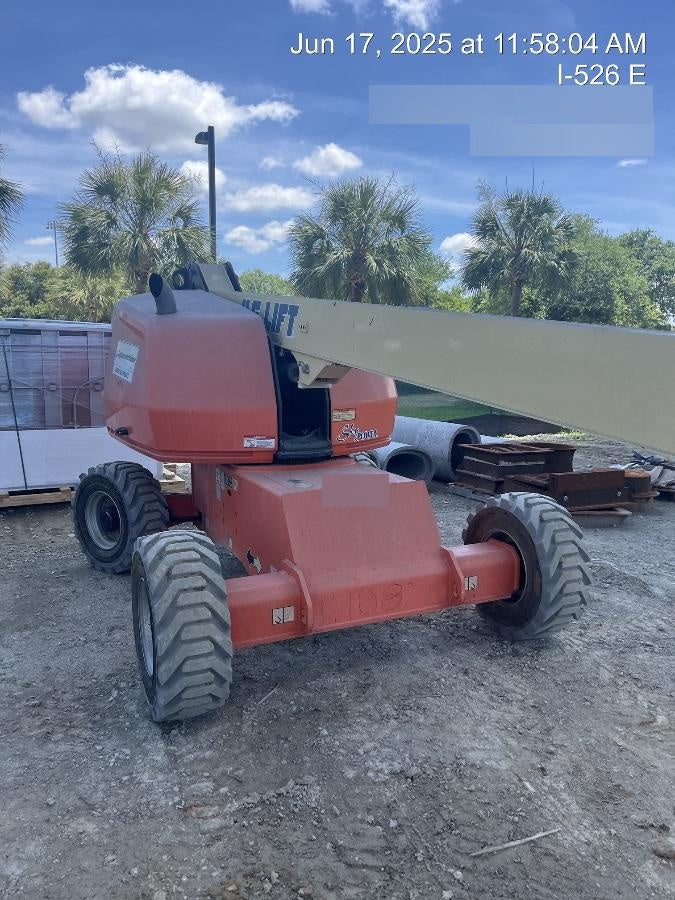 2019 JLG 460SJ Deutz Diesel Engine, FF Non Marking Tires, Rotating Beacon, Welder-Ready Package