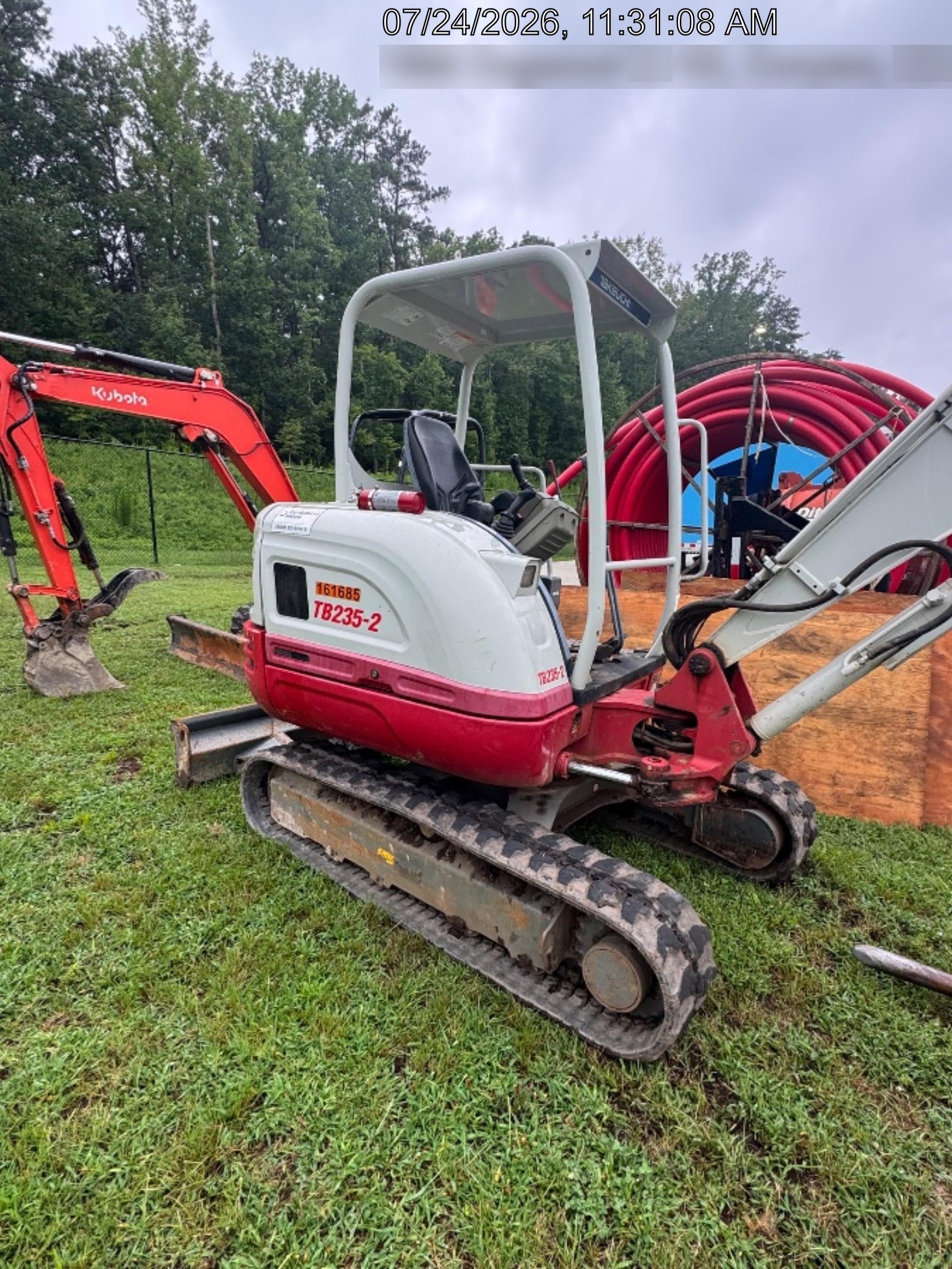 2021 TAKEUCHI TB235-2R