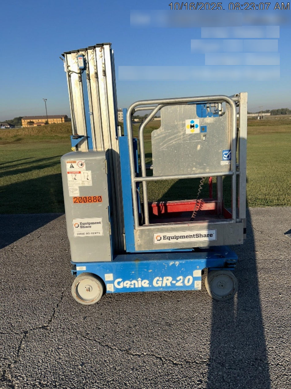 2022 GENIE GR-20