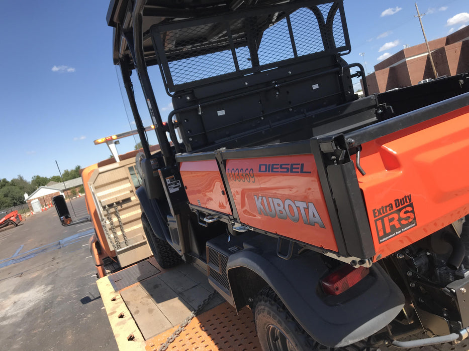 2020 Kubota RTV-X1140W-H 4WD utility cart -LED strobe -Windshield tempered glass -Plastic canopy -Wire harness kit -Backup alarm
