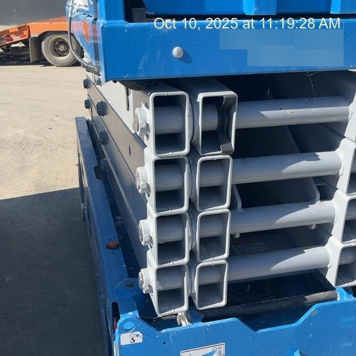 2022 GENIE GS-3232