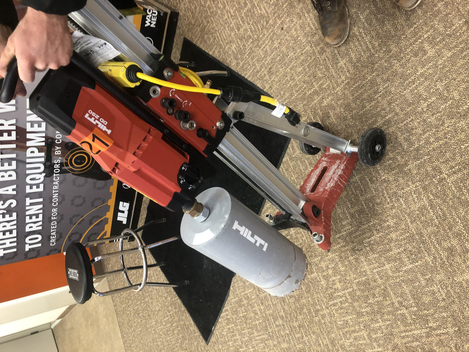 2020 HILTI DD250E