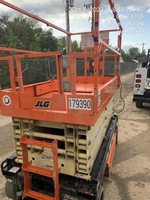 2021 JLG R3246