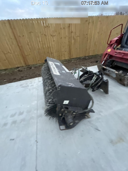 2019 PALADIN Sweepster SB72