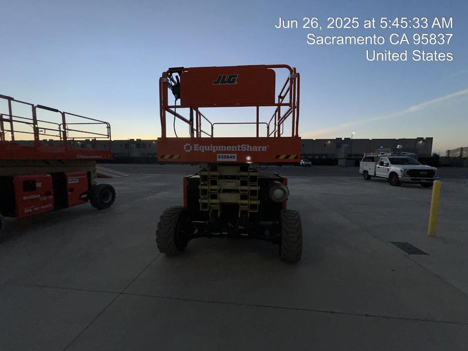 2025 JLG RT4394