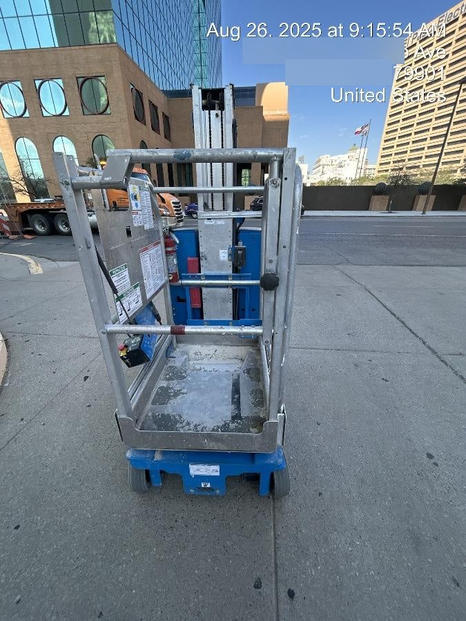 2019 GENIE GR-20