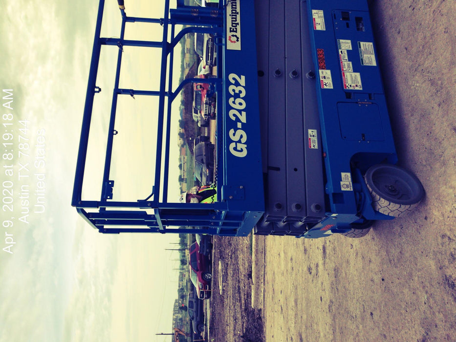 2020 Genie GS-2632 Standard, Folding half height swing gate