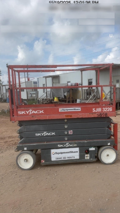 2017 Skyjack SJIII-3226 Skyjack SJ3226, Trojan Battery Set, Extended Warranty 5yr/5k hr