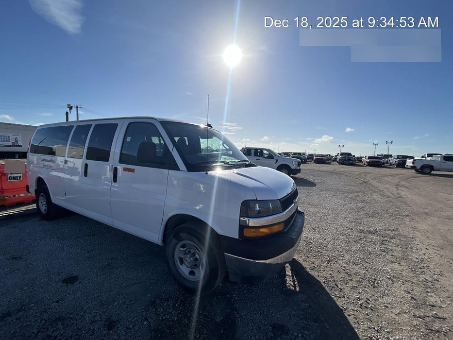 2024 CHEVROLET Express Van - Rental