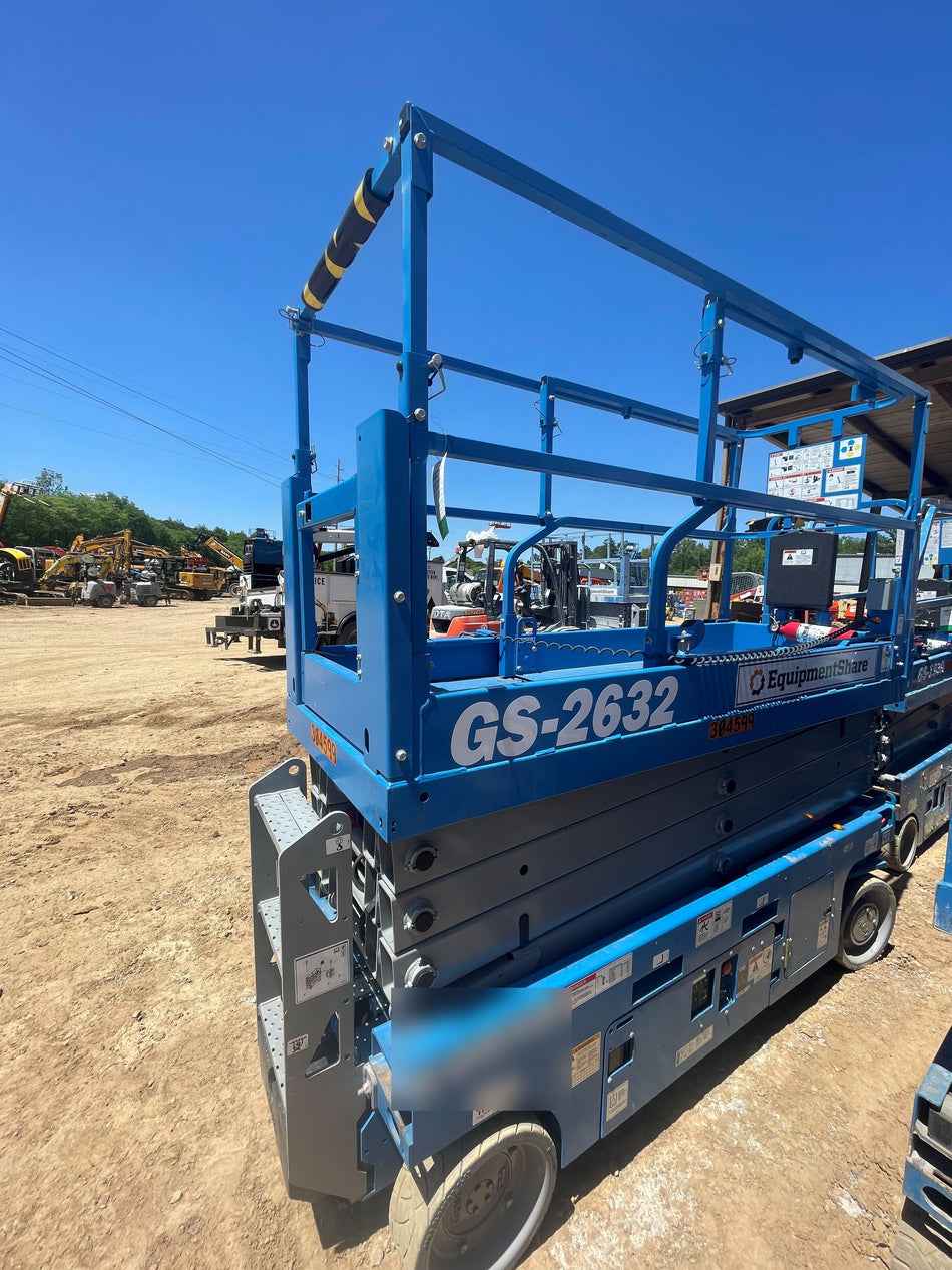 2023 GENIE GS-2632