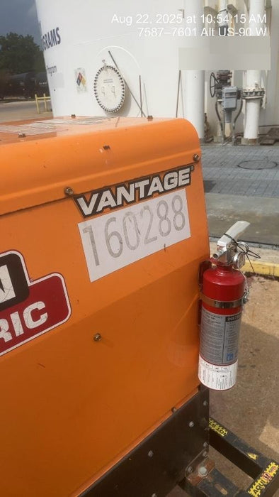 2021 Lincoln Electric Vantage 322 Vantage 322 Ready Pak 3 w/ Decals, ORANGE (includes trailer, cable rack, fender light kit) NO Telematics