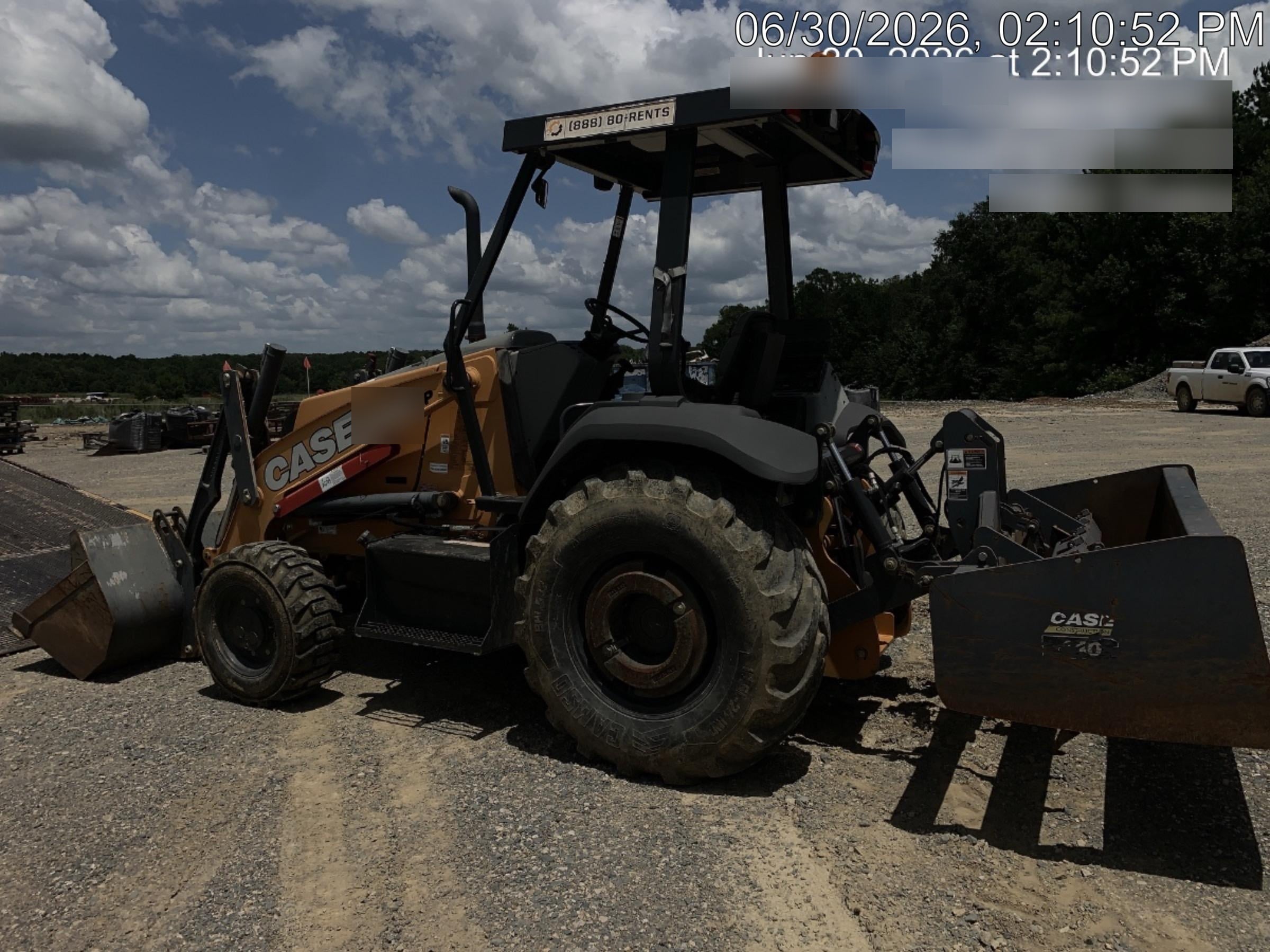 2019 Case 570N EP Canopy, 4WD, GP Front Bucket, Dual Tilt Cylinder, 84" Box Blade w/ Scarifier, Wheel Weights, Beacon