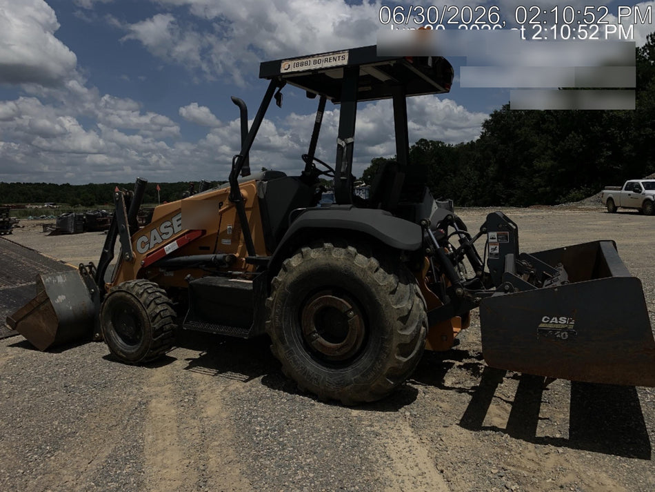 2019 Case 570N EP Canopy, 4WD, GP Front Bucket, Dual Tilt Cylinder, 84" Box Blade w/ Scarifier, Wheel Weights, Beacon