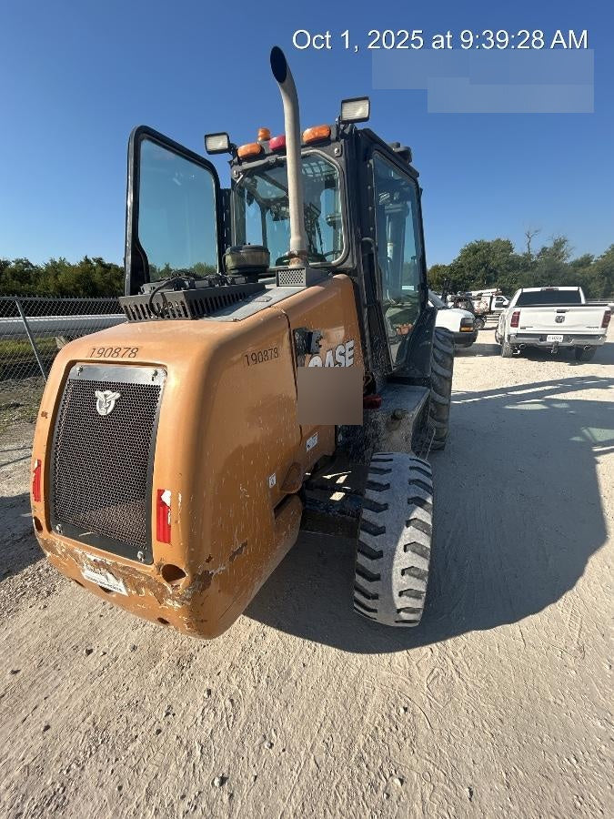 2021 CASE 588H
