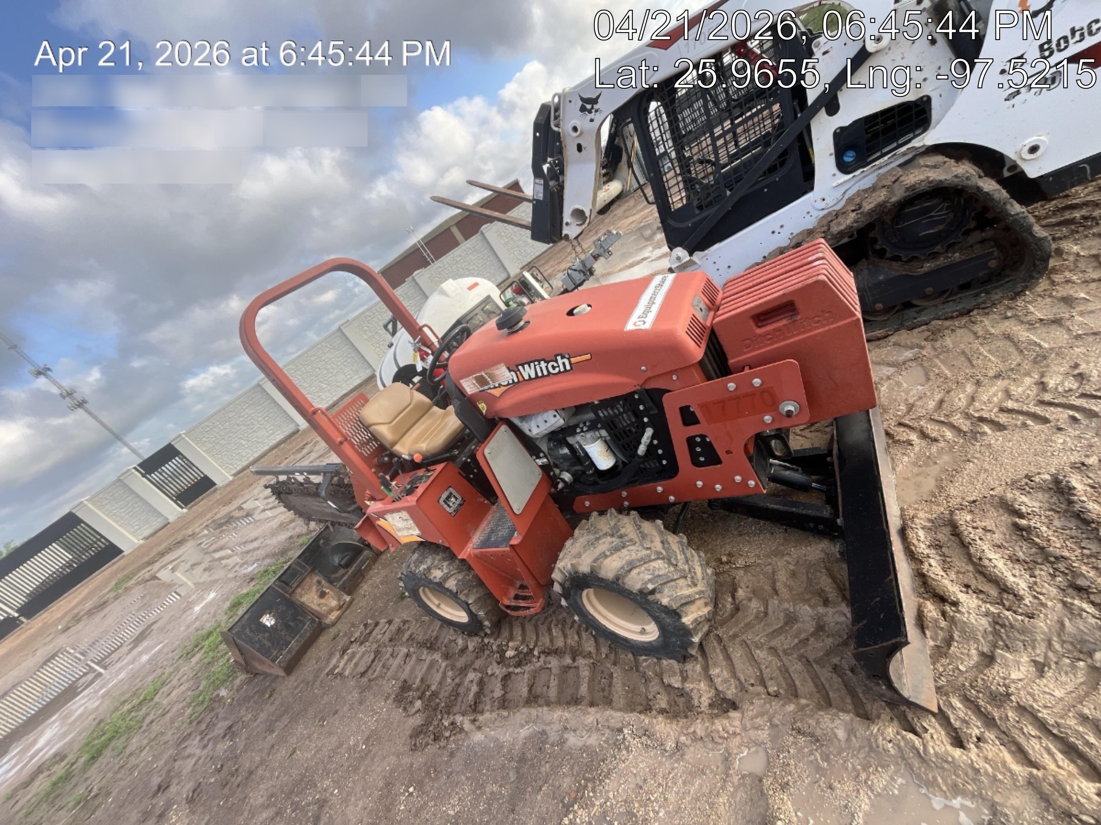 2018 DITCH WITCH RT45A