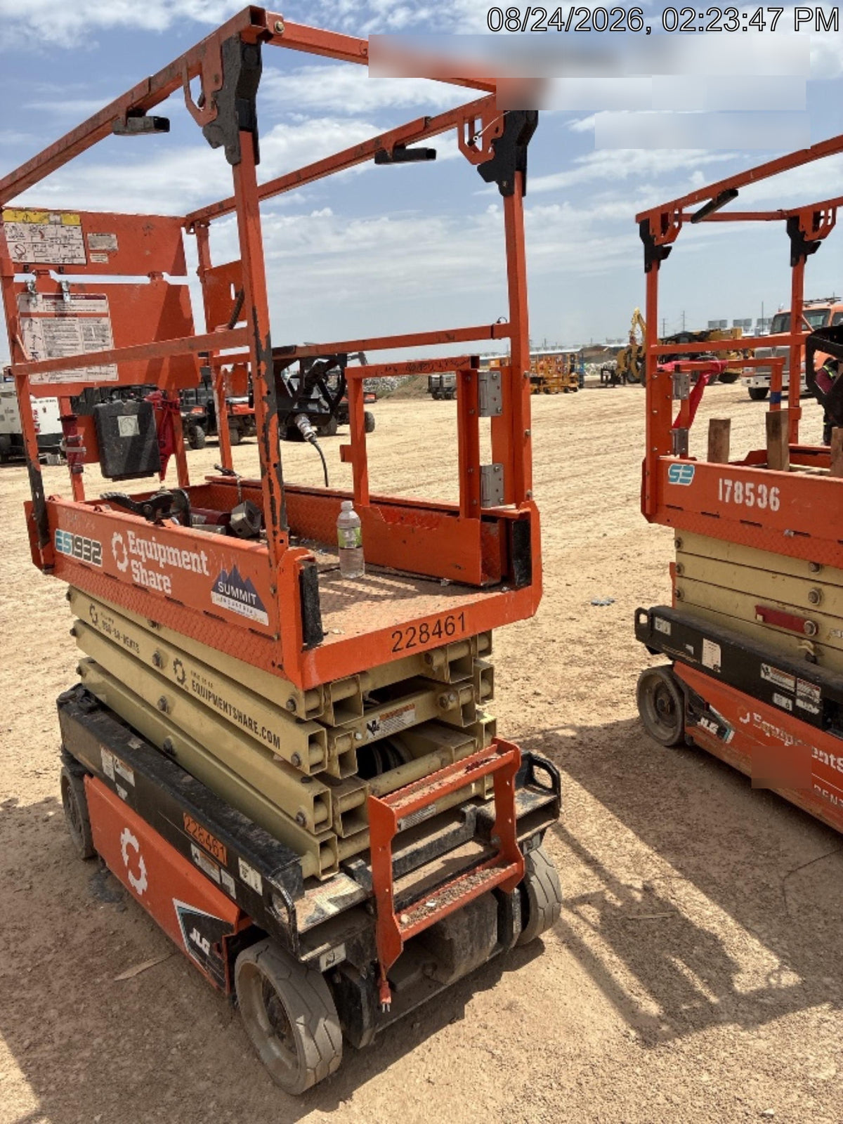 2022 JLG ES1932