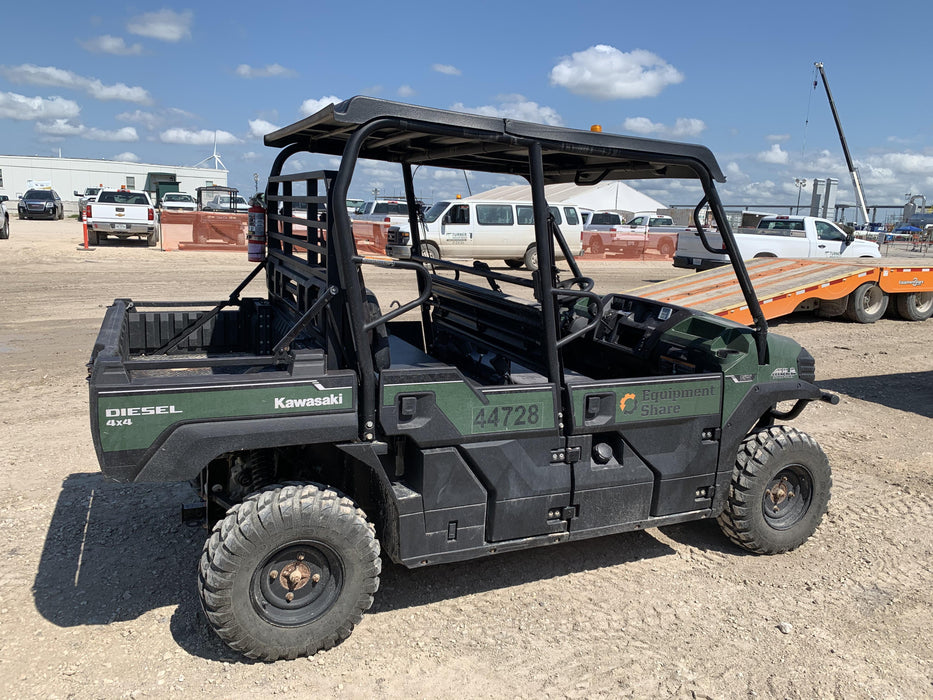 Kawasaki Mule PRO-DXT Standard Options, Backup Alarm, Beacon, Plastic Hard Top, Poly Windshield, Horn Kit