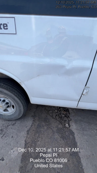 2025 CHEVROLET Express Van - Rental