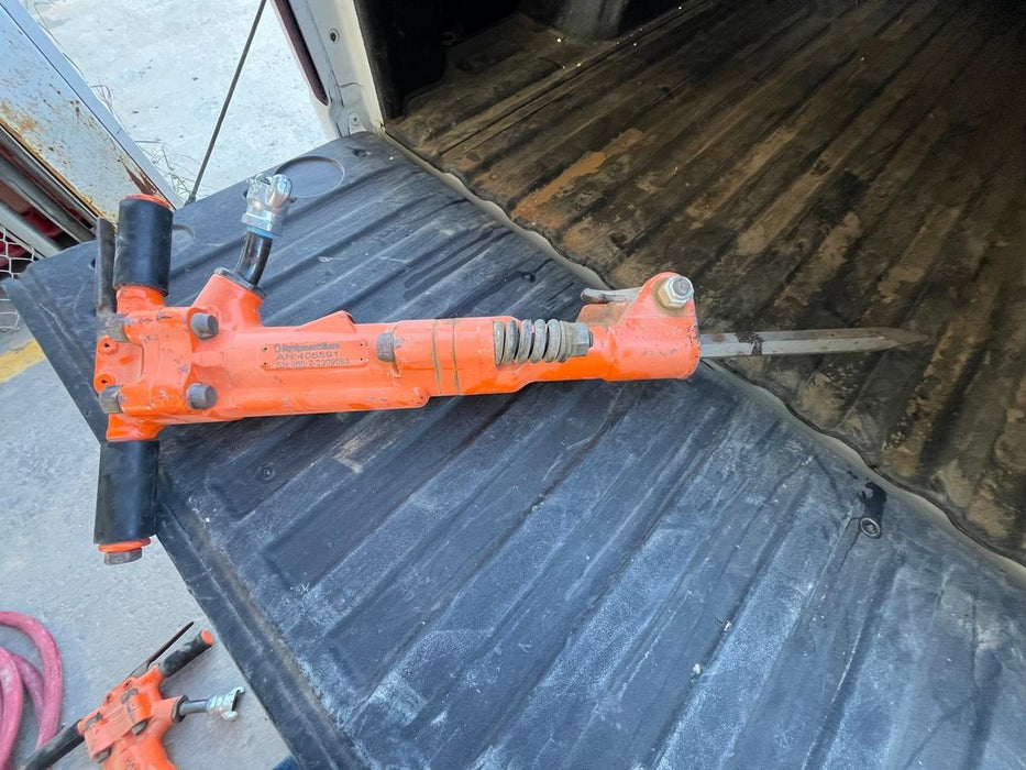 2024 MICHIGAN PNEUMATIC ES-TPB60-118-TRACKER