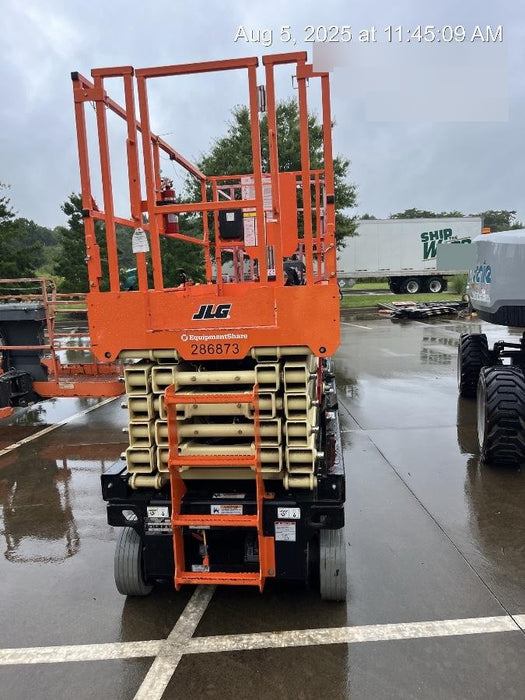 2022 JLG R4045