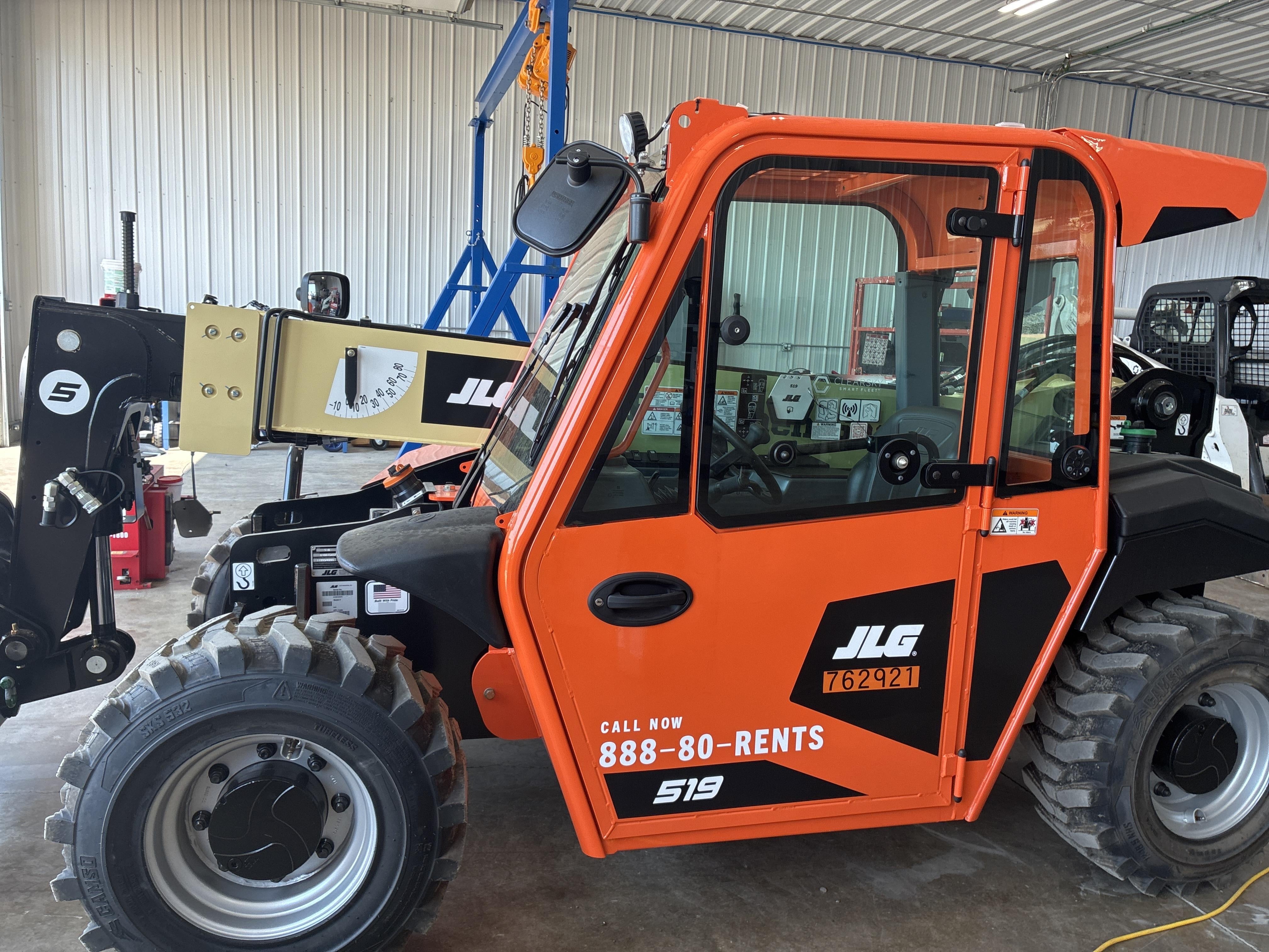 2026 JLG 519