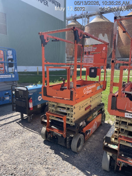 2023 JLG ES1932