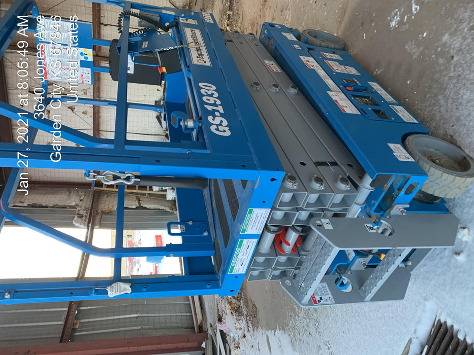 2020 Genie GS-1930 Fixed rails with chain entry gate - Pre A92.20