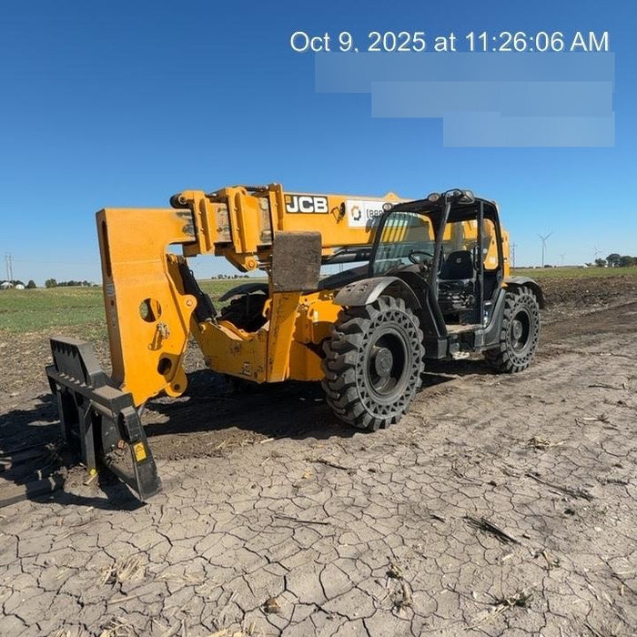 2019 JCB 512-56 Canopy, 109 HP, Solid Tires, STD Worklight, Beacon, Aux Hydraulics, Lifting Eye, Back up Alarm w/66" Carriage/60" Forks