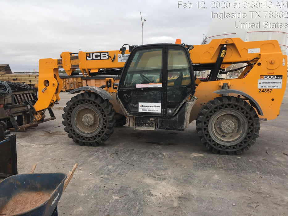2019 JCB 509-42 JCB 509-42 Enclosed Cab, 74 HP, Solid Tires, Worklights, Beacon, Aux Hydraulics, Lifting Eye