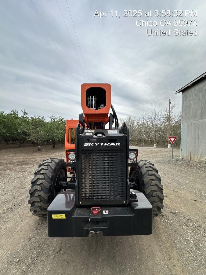 2025 SKYTRAK 8042