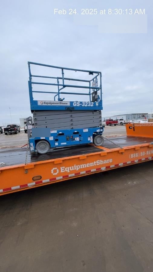 2021 GENIE GS-3232