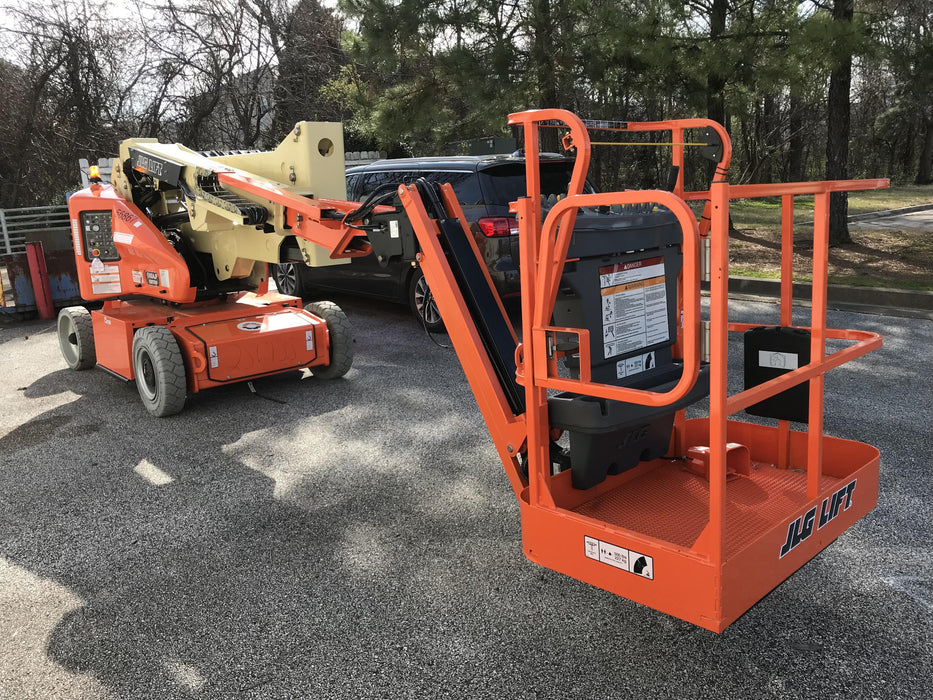 2020 JLG E400AJPN